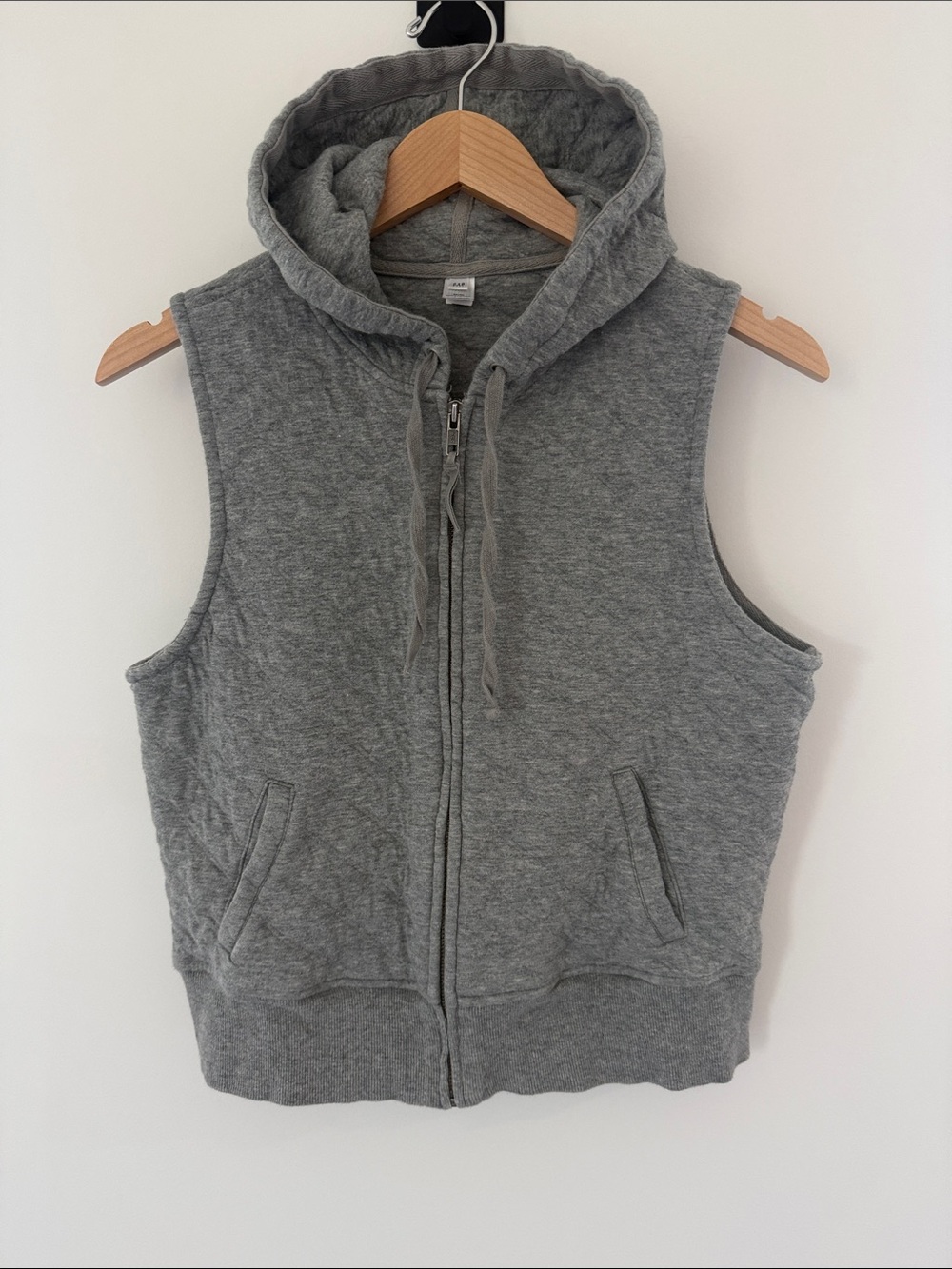 GAP Heather Gray Sleeveless Hooded Zip-Up Vest Size Medium